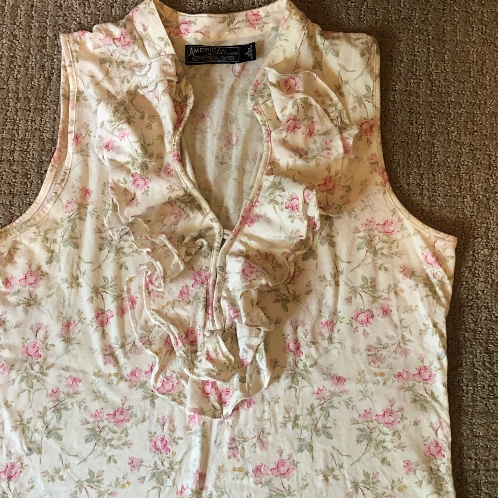 American Living Quality Brand Ladies Top